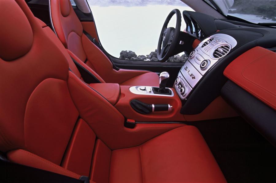  Mercedes-Benz SLR McLaren 2003 года  (фото 116 из 319)